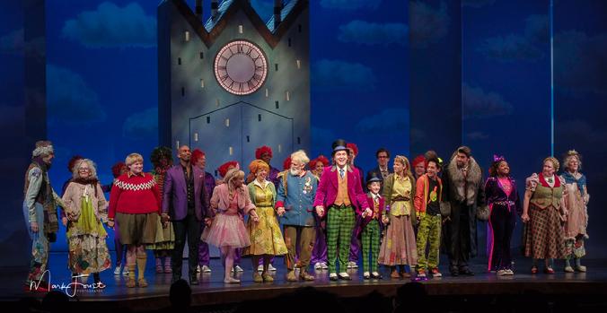 willy wonka jared bradshaw charlie and the chocolate factory broadway christian borle understudy warner brothers